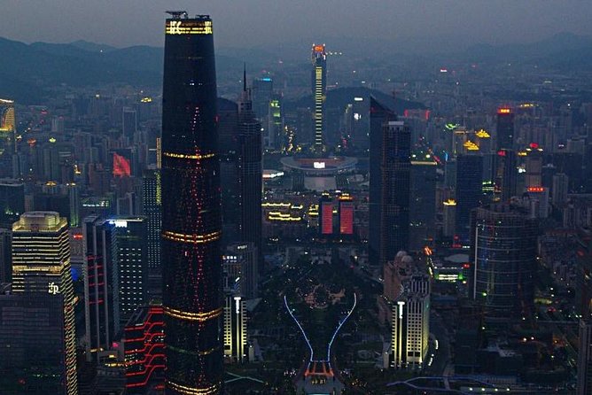 Private Guangzhou Night Tour with Canton Tower and Bar Hopping - Pearl River bar hopping: the night after the skyline