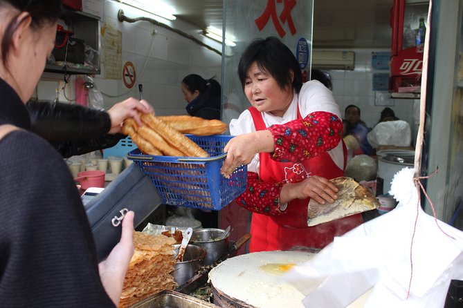 Private Guided Breakfast Tour of Former French Concession - Xiangyang Park Start: Tai Chi, Water Calligraphy, and Local Wellness