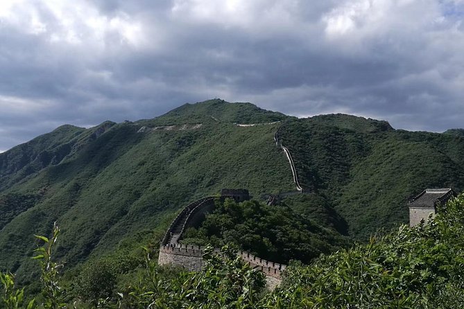 Private Half-Day Mutianyu Great Wall Tour including Round Way Cable Car or Toboggan - Getting up and down: cable car, chair lift, and the toboggan