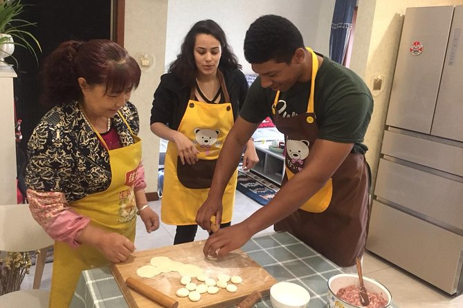Private Home Cooking Class:Dumpling Cooking Class Tour in Xi'an - Key moments that make this class work