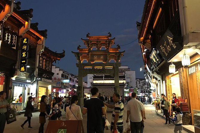 Private Huangshan 4-Day Tour to Visit Yellow Mountain and Hongcun Village - Hongcun Day 4 morning: Ming and Qing architecture you can actually slow down for