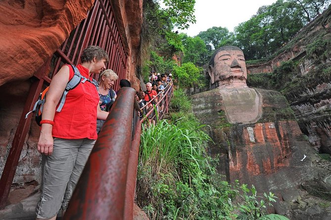 Private Leshan Giant Buddha and Local Food Tasting Trip - Private Convenience: What You Actually Gain With Pickup, Private Transfers, and a Guide