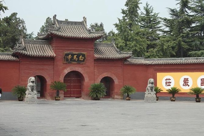 Private Luoyang Day Tour: Longmen Grottoes and White Horse Temple - Two UNESCO sites in one day, minus the stress