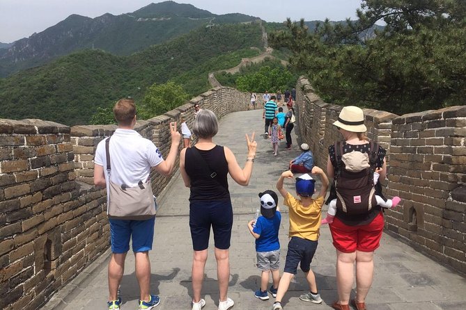 Private Mutianyu Great Wall Day Tour From Beijing City/Airport - The private driver-guide effect: what changes vs a group bus