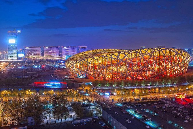 Private Night Sightseeing Tour of Beijing - Houhai and Hutongs: Lakeside Lights and Local Bars