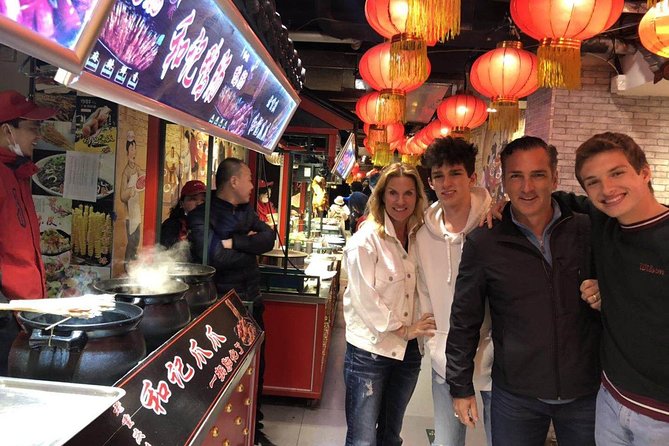 Private Night Tour: Discover Beijing in Bustling Lights - Houhai And Shicha Lake Area Nightlife Without The Wrong Turns