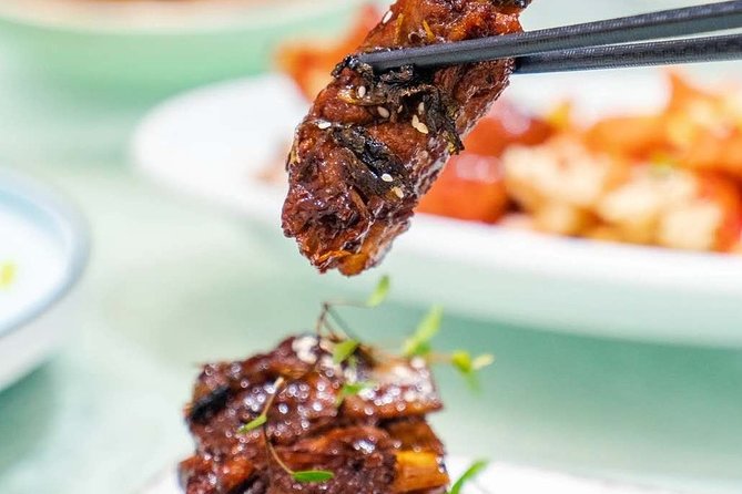Private Night Tour-VIP River Cruise and Shanghai Tower Option - Dinner option: good local food, but plan for off-site timing