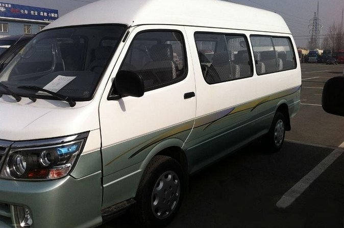 Private Round-Trip Transfer:Chengdu Shuangliu Airport or Chengdu - Your guide support: English help when you actually need it
