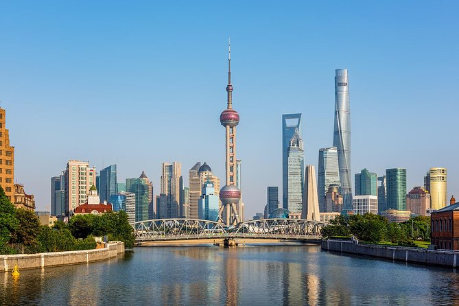 Private Shanghai Day Tour: Shanghai Museum, Yu Garden, Bund, Huangpu Cruise - Shanghai Museum: 90 minutes of art, artifacts, and context
