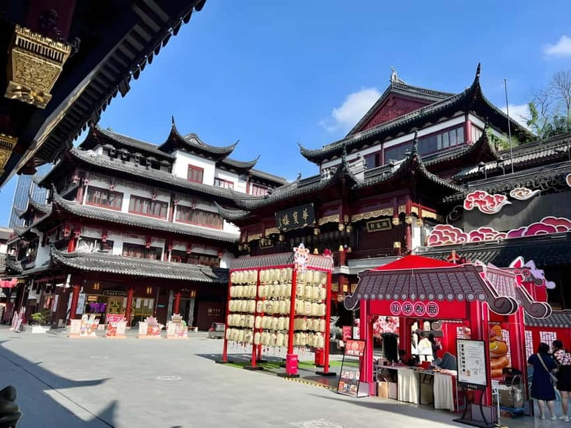 Private Shanghai Full Day City Tour with Old &New Highlights - Pudong skybridge walks and picking an observation deck