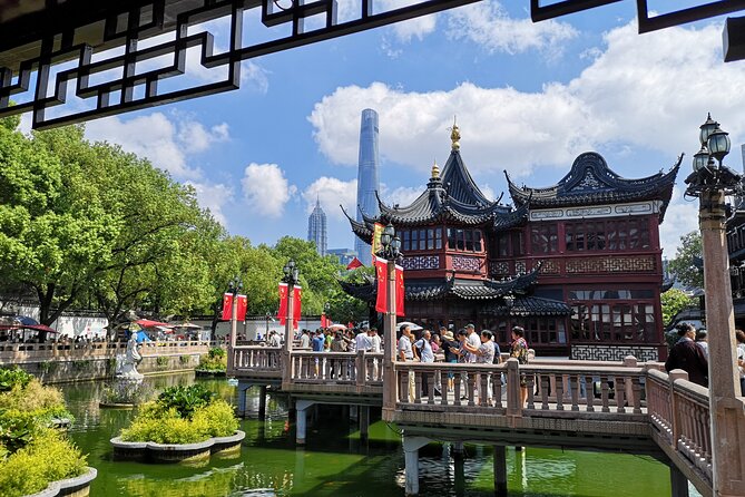 Private Shanghai in One Day Guided Sightseeing Tour - Your guide and pickup: the difference between a day plan and a guided day