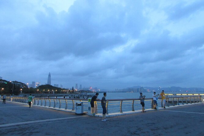 Private Shenzhen Evening Tour With Shenzhen Top Scenic Spots - Price and Value: What $112 Gets You in 5 Hours