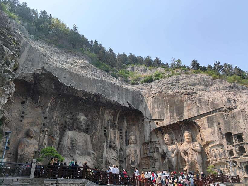 Private Tour: Longmen Grottoes, Shaolin Temple & Kungfu Show - Price and value: what you get for $158