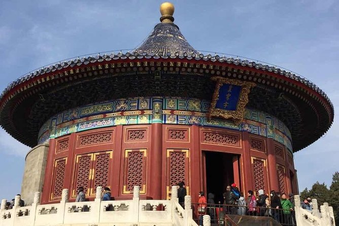 Private Tour: Temple of Heaven with Roast Duck and Acrobatic show - Private guiding in Beijing: what you actually gain
