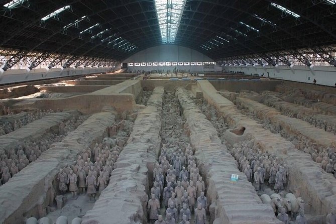 Private Tour: Terracotta Army Museum and Xi'an City Highlights - Xi’an City Walls: what it feels like to walk the edge of old Xi’an