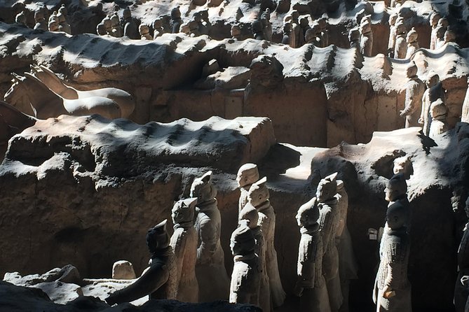 Private Tour:Terracotta Warriors,City Wall and Foodie Tour - Xian City Wall: gate towers, ramped views, and why it’s worth climbing