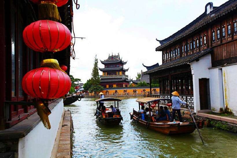 Private Tour:Zhujiajiao Water Town by German-Speaking Guide - Who this tour suits best, and who might want a different style