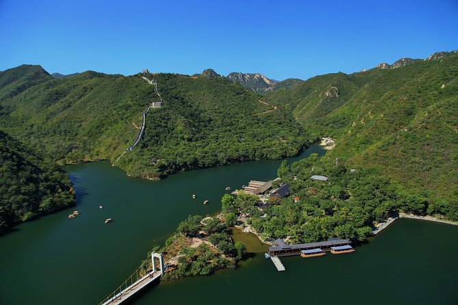 Private Transfer Service: Mutianyu and Huanghuacheng Great Wall - Driver-Only Versus Driver Plus Private Guide: What You Gain
