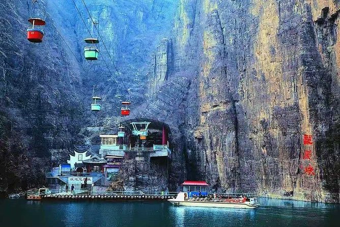 Private Transfer to Longqing Gorge and Guyaju Caves Excursion by English Driver - How the private 9-hour format works from Beijing
