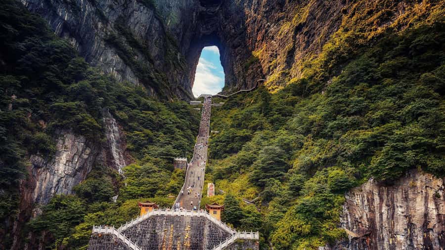 Private VIP Zhangjiajie Tianmen Mountain Day Tour - Getting from your hotel to the Tianmen Mountain Cableway