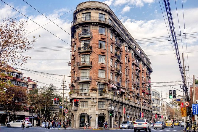 Private Walking Tour in the Former French Concession - The hotel lobby meet, 10am or 2pm, and how the pacing really works
