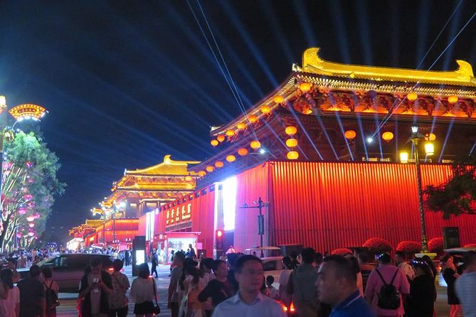 Private Xi’an Night & Food Tour by Tuk Tuk and Public Transportation - Practical expectations: timing, pacing, and what to wear