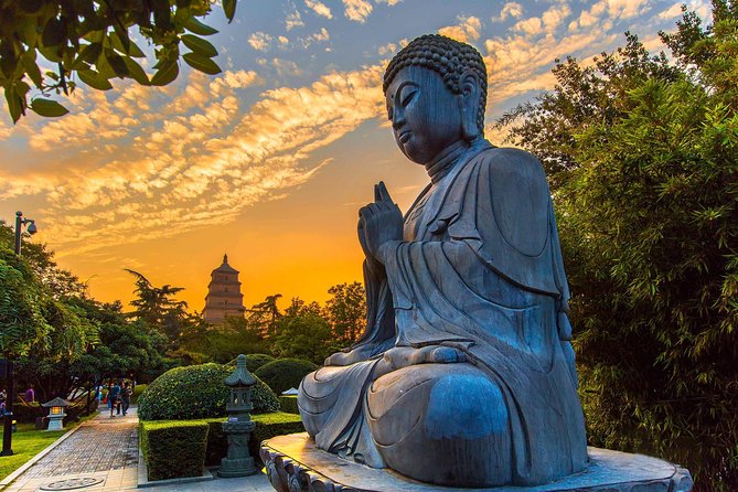 Private Xian Day Tour: Terracotta Warriors, Big Wild Goose Pagoda - The smart logistics: pickup, private vehicle, and a real 9:00 am start