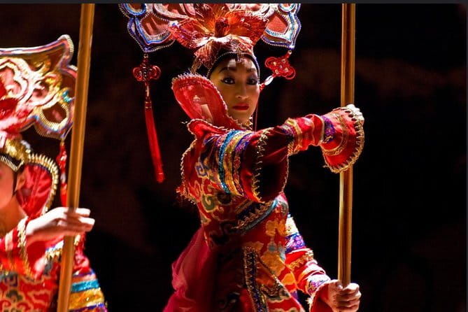 Red Theater Beijing Acrobatic Show Tickets Discount - Ticket pickup timing: don’t show up at the last minute