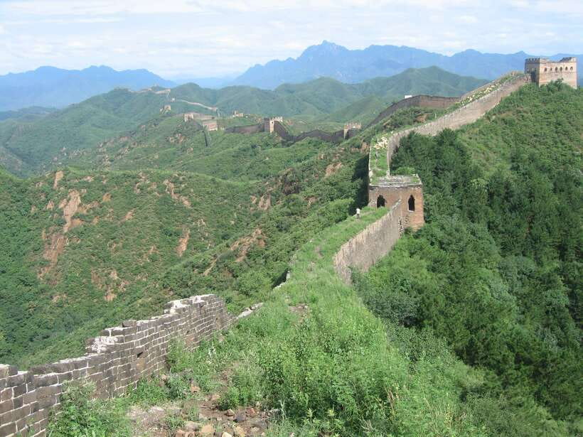 Self-guided challenging hiking from Jinshanling to Gubeikou - The Westward Walk to Shalingkou and Zhuanduokou