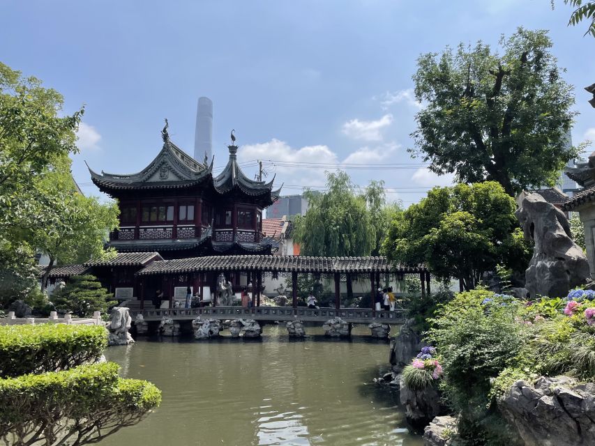 Shanghai: 8-Hour Guided Tour of Old and New City Highlights - What you’ll notice most: guide quality and pacing
