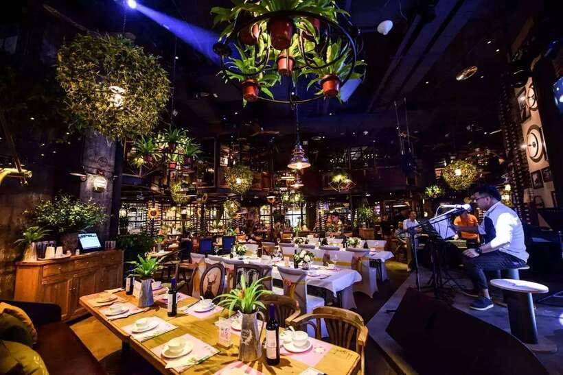 Shanghai bar hopping tour in the former french concession - Meet Jill and Start at Chicken&egg Near Line 2