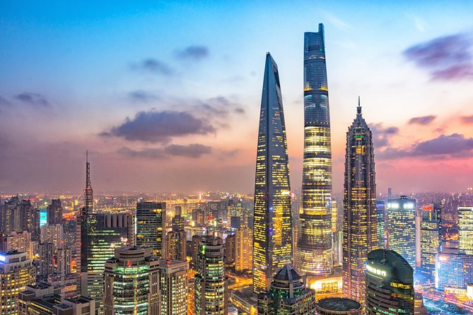 Shanghai Bus Tour:Yu Garden,Chenghuang,Zhujiajiao Water Town,Bund - Zhujiajiao Water Town: The Longest Stay and the Best Lunch Break
