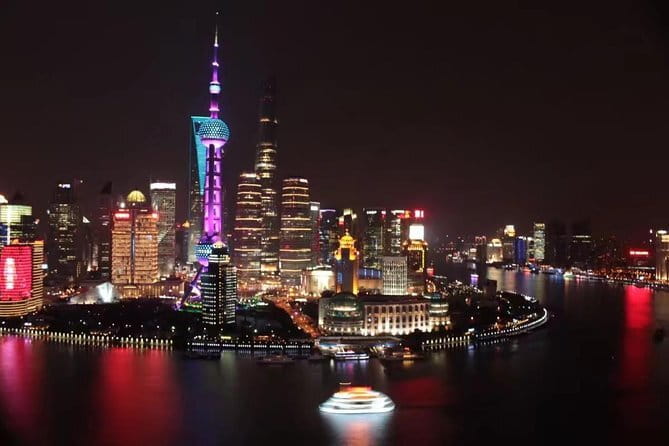 Shanghai by Night with Fine Local Dinner and VIP River Cruise Experiences - Key moments that make this evening tour worth your time