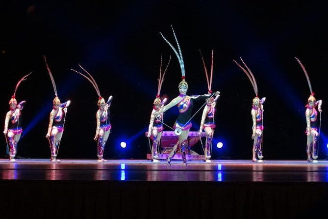Shanghai Circus World ERA Acrobatic Show Tickets - Effects, contortions, and the skill level you can actually see