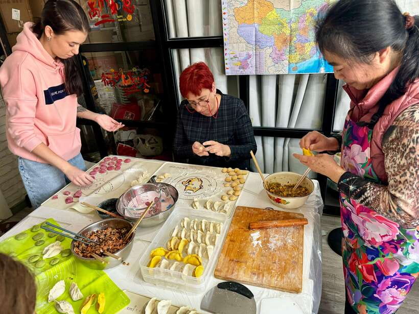 Shanghai-Cooking Dumpling & Meal in Local Family-w/Vegan - Meeting Bonnie in Jing’an, and what $82 buys you