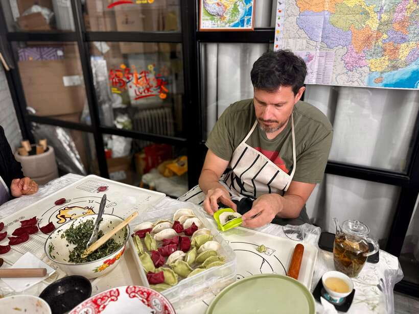 Shanghai-Cooking Dumpling & Meal in Local Family-w/Vegan - Who should book this dumpling class, and who might not