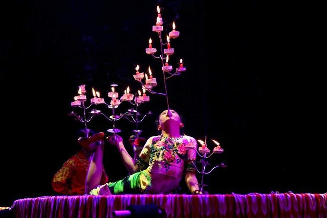 Shanghai Dinner and Acrobatics Show - Hotel Pickup to the Restaurant, and Why That Matters