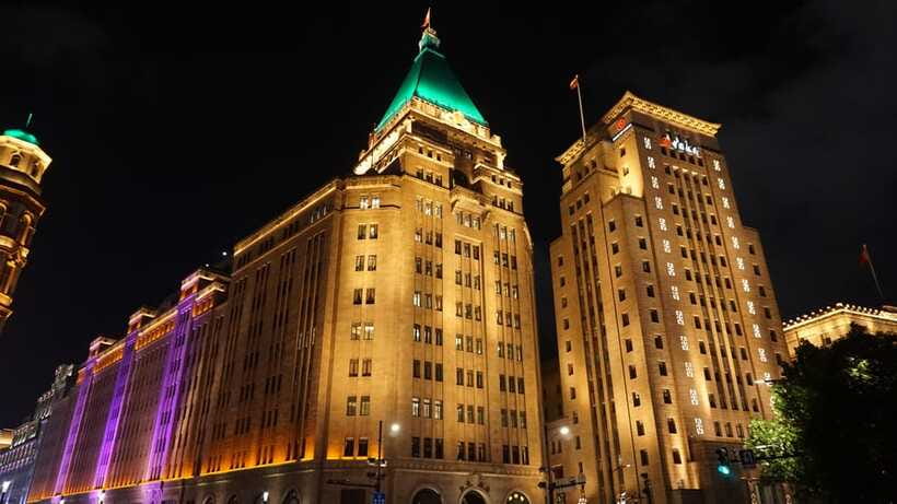Shanghai Evening Tour: VIP Huangpu River Cruise&City lights - The Guide Factor: Patrick’s Tower Talk and Bazaar Stories