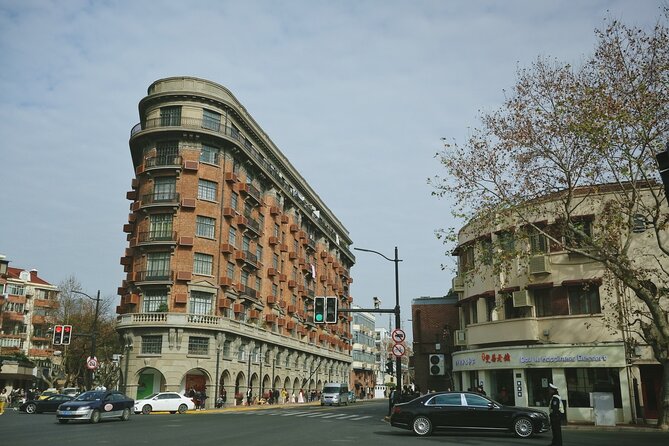 Shanghai French Concession Walking Tour-Tip Based - Xintiandi finish, old lane houses turned into a café and shopping area