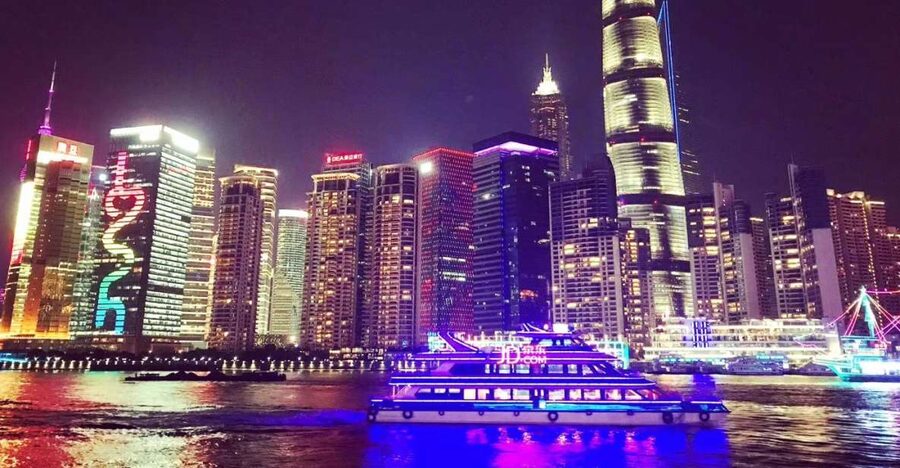 Shanghai in 5 Hours: River Cruise, Shanghai Tower & Dining - How the 5-hour loop helps you see Shanghai fast