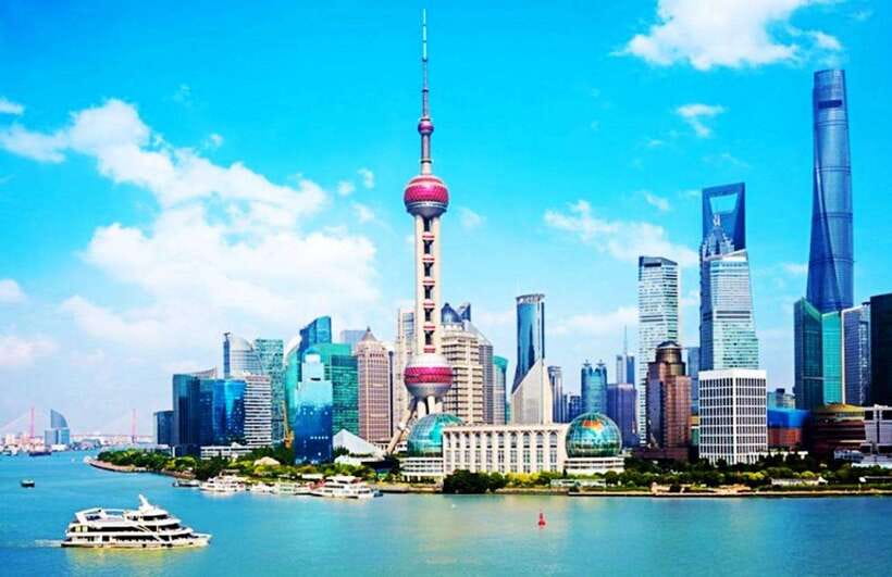 Shanghai: Jewish Ghetto and Shanghai Bund Private Tour - Guides that keep history human and workable