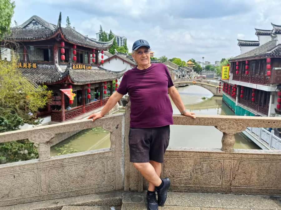 Shanghai Must-See and Foodie Test Bike Tour( Day & Night) - Key highlights at a glance