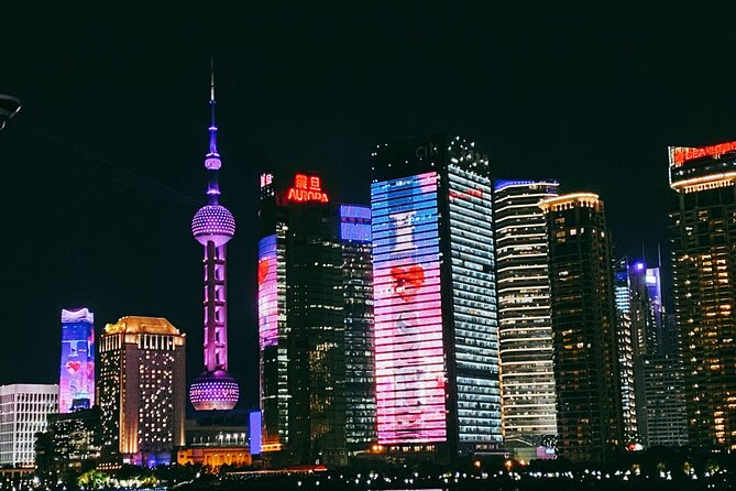 Shanghai Night River Cruise and Light Tour with Yuyuan Bazaar - Why the 60-Minute Huangpu Cruise Feels Like the Main Event