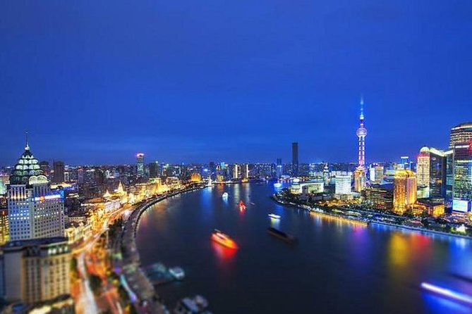 Shanghai Night River Cruise VIP Seating with Private Transfer and Dinner Option - Who this tour suits best (and who should skip it)