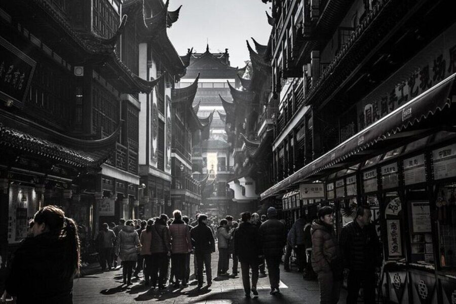 Shanghai : Old Town Private Walking Tour - Huangpu area and the river views: why water matters in Shanghai