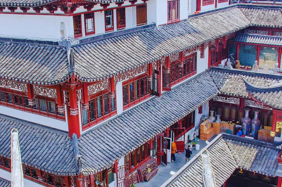 Shanghai：Old Town, Yu Garden, Zhujiajiao Water Town Bus Tour - Lunch in the middle: what to expect and how to set your expectations