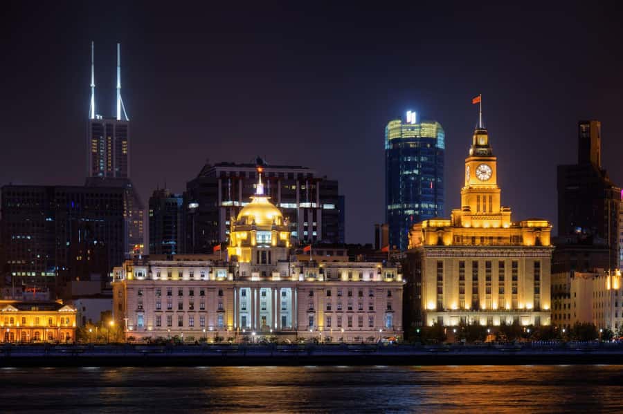Shanghai：Old Town, Yu Garden, Zhujiajiao Water Town Bus Tour - Back to Shanghai for the Bund at night