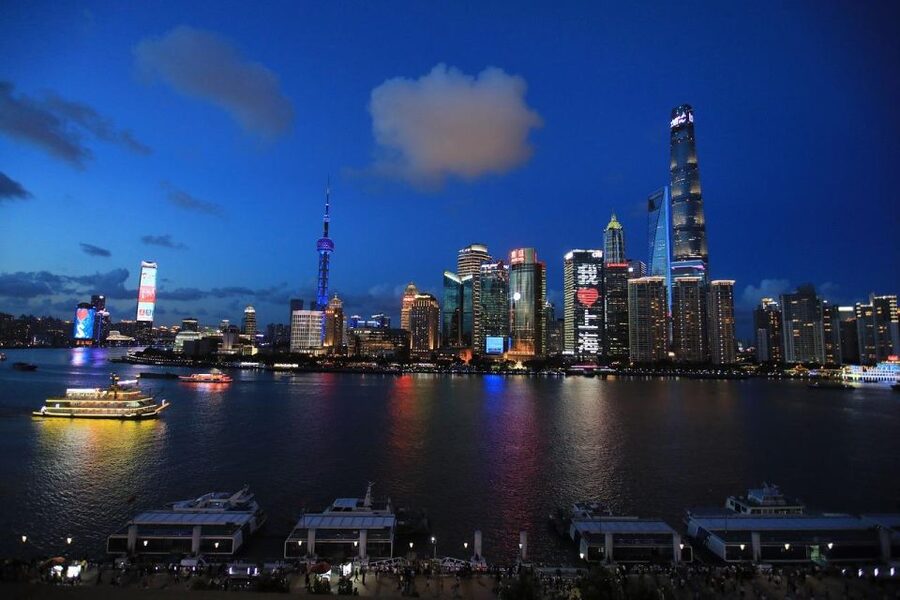 Shanghai: Private and Personalized Guided Tour - Yu Garden, Old Street, and a tea ceremony pause
