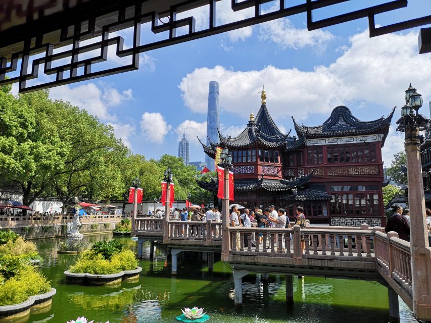Shanghai: Private and Personalized Guided Tour - Jade Buddha Temple: spiritual Shanghai in the middle of the city