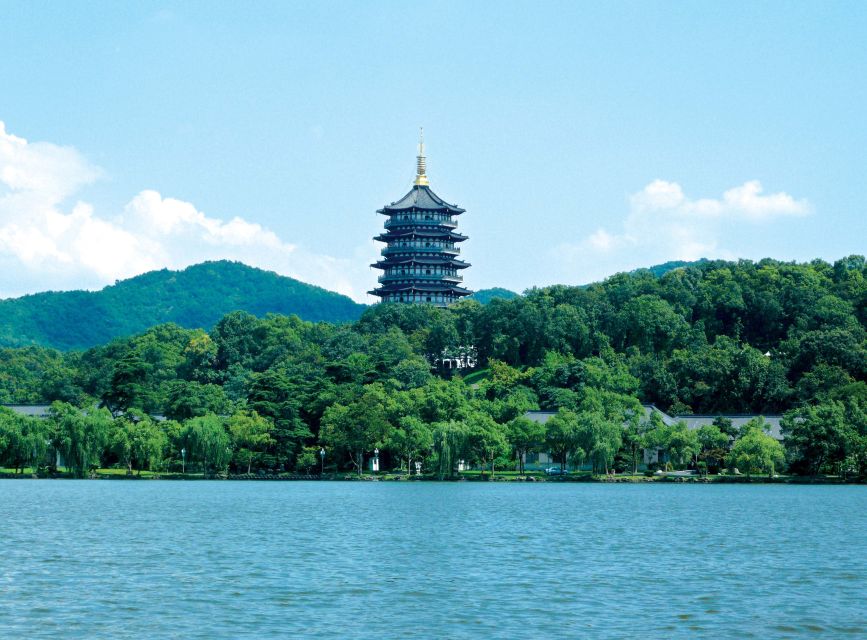 Shanghai: Private Guided Tour to Hangzhou by Bullet Train - Your Guide Makes the Difference: English, Energy, and Real Planning
